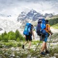 Flüssigkeitshaushalt beim Wandern: Wie viel und was sollte man trinken?