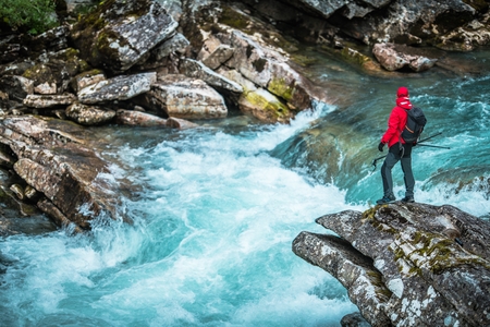 Kindergerechte Wanderausrüstung: Von der passenden Kleidung bis zu kindertauglichen Wanderschuhen