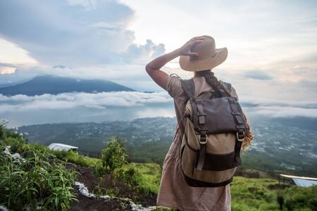 Vegetarische und vegane Ernährung für Wanderer: Gesund und leistungsfähig unterwegs