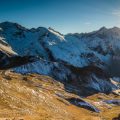 Kulinarische Highlights entlang des Moselsteigs: Winzer, Weinstuben und regionale Spezialitäten