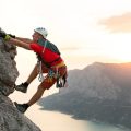 Slow Hiking und mentale Gesundheit: Stressreduktion durch achtsames Wandern