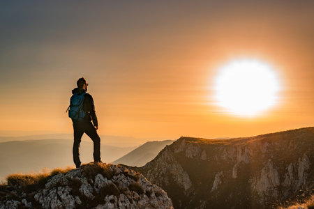 Wanderstiefel für feuchtes und matschiges Terrain: Wasserdichtigkeit und Sohlenprofil im Fokus
