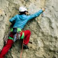 Langzeit-Effekte von Wandern auf die Fitness: Ein Vergleich zu anderen Ausdauersportarten