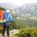 Die besten Wanderschuhe für Alpenwanderungen: Anforderungen, Auswahl und Pflegetipps
