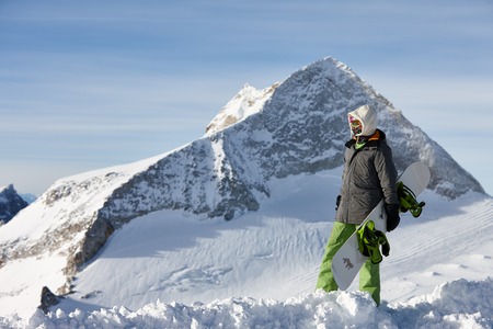 Wanderschuhe im Test: Welche Modelle deutscher Hersteller schneiden im Alpenraum am besten ab?