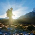 Gefahr durch nasses Laub und rutschige Wege: Sicherheit beim Wandern im Herbst